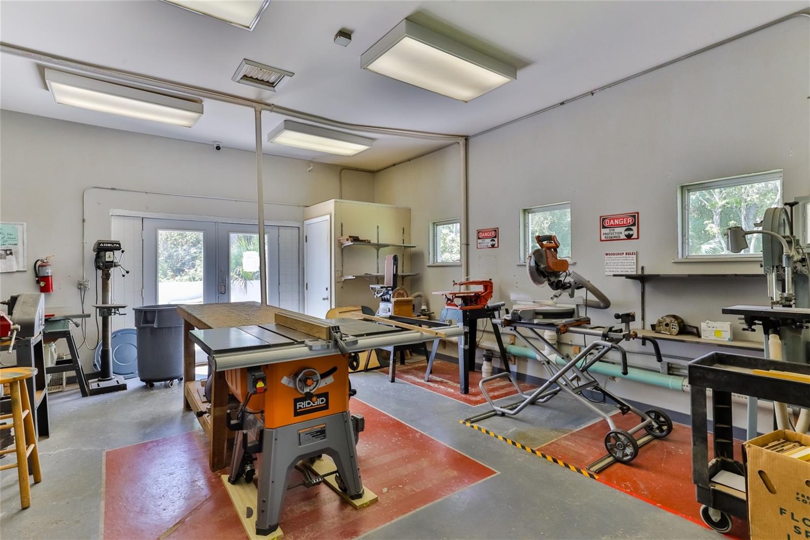 EDGEWATER LANDING - Residential