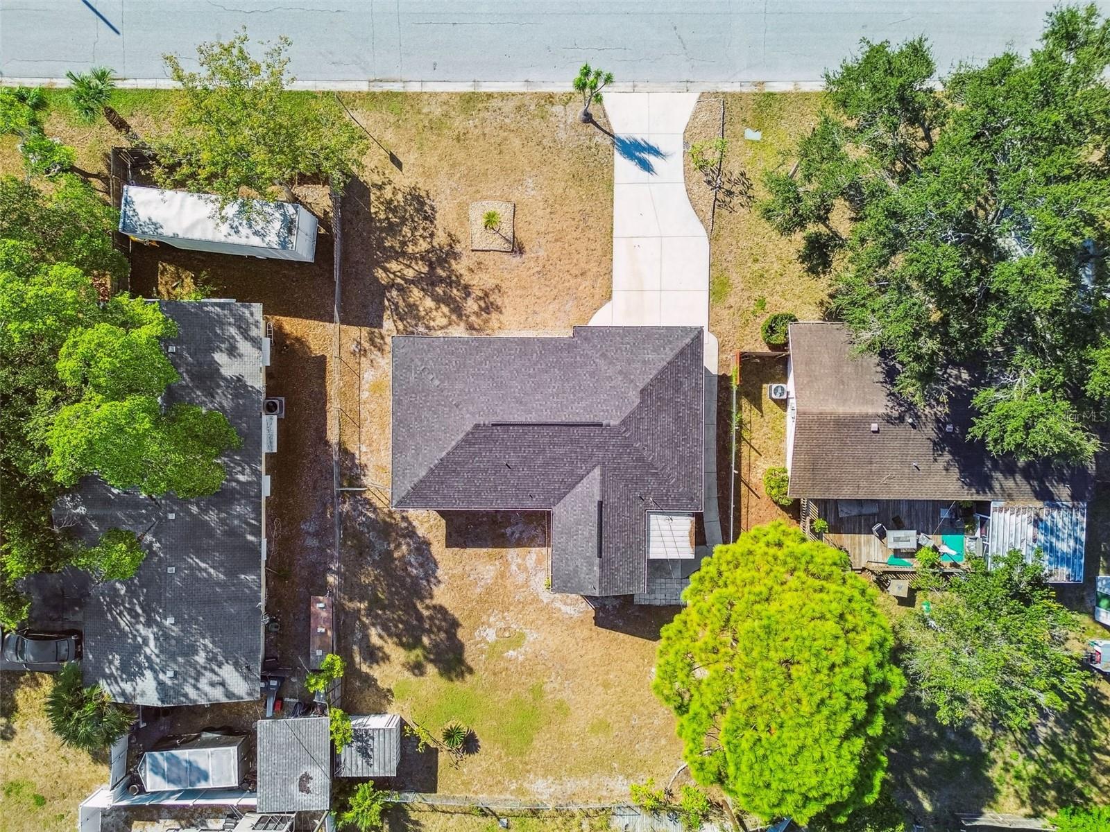 HOLIDAY HEIGHTS 2ND ADD CORR OF BLK 20 - Residential