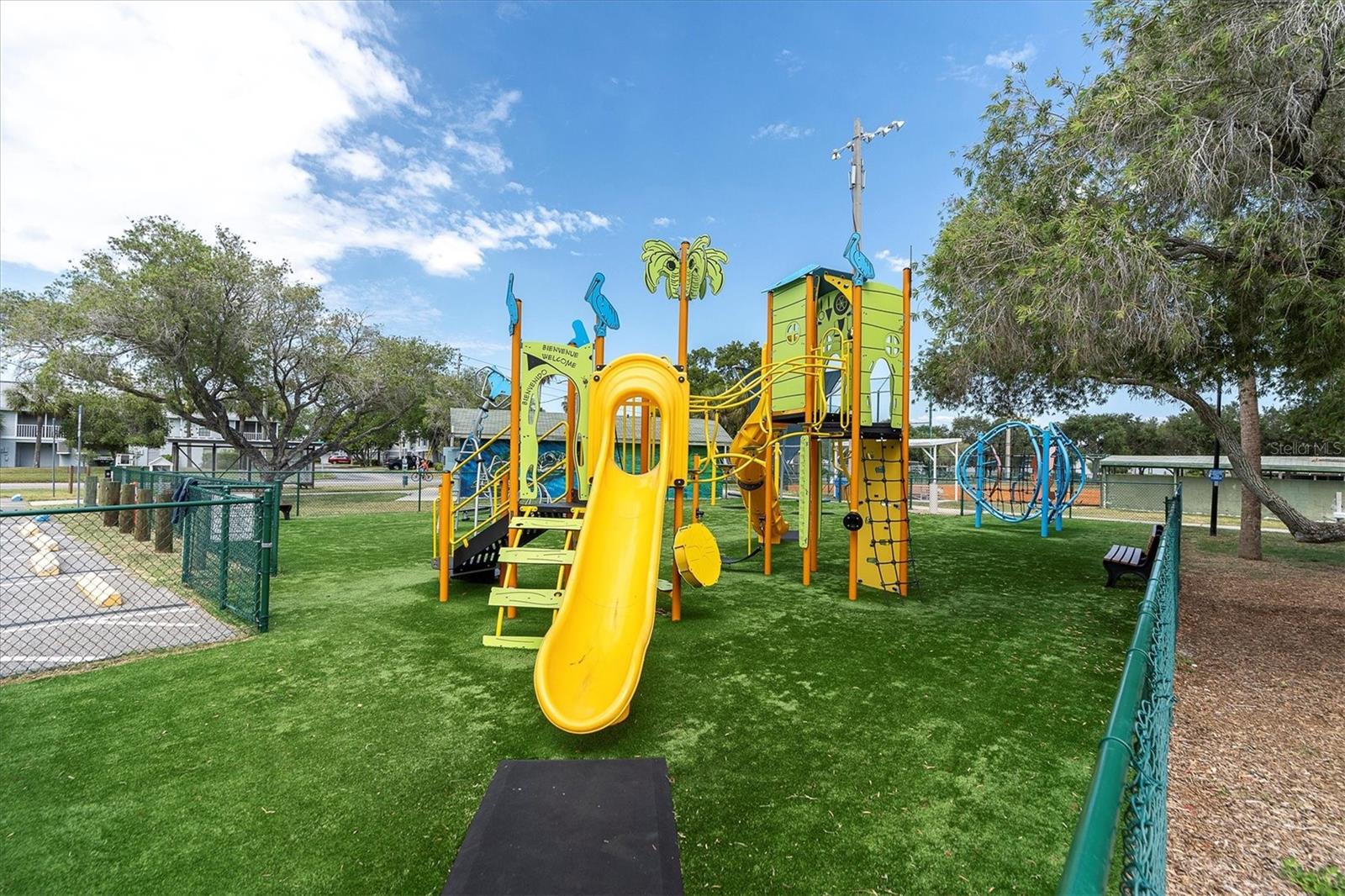 CAPRI HARBOR CONDO - Residential Lease