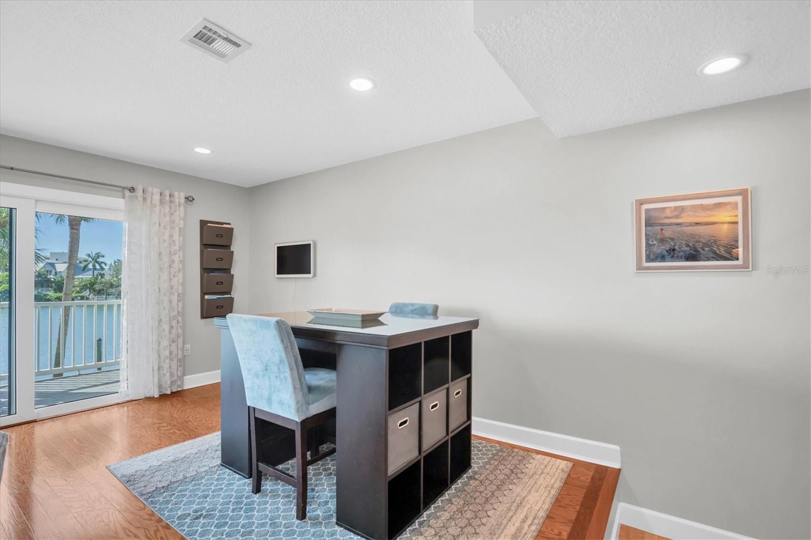 CAPRI HARBOR CONDO - Residential Lease