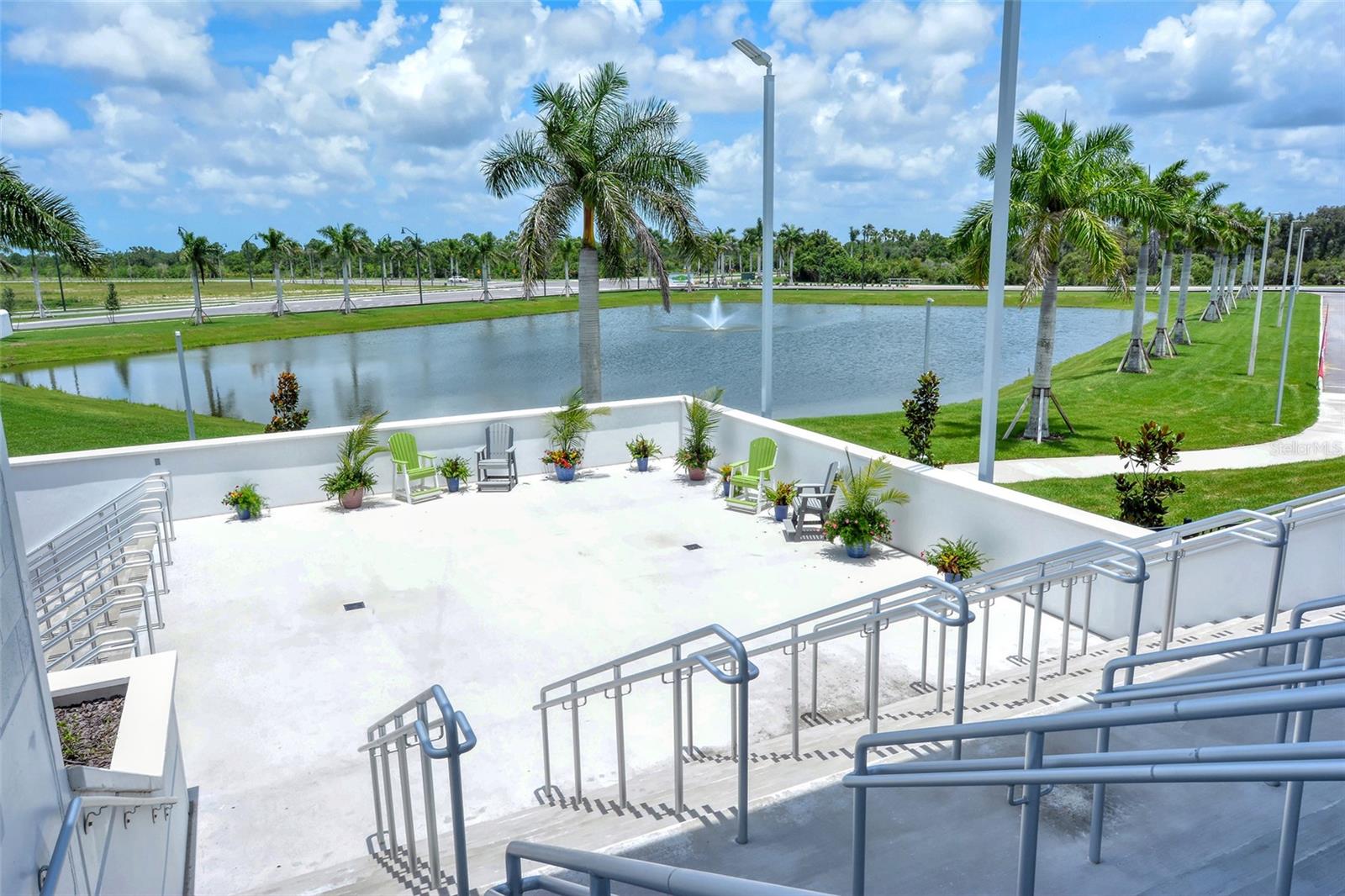 WELLEN PARK GOLF GOLF & COUNTRY CLUB - Residential Lease
