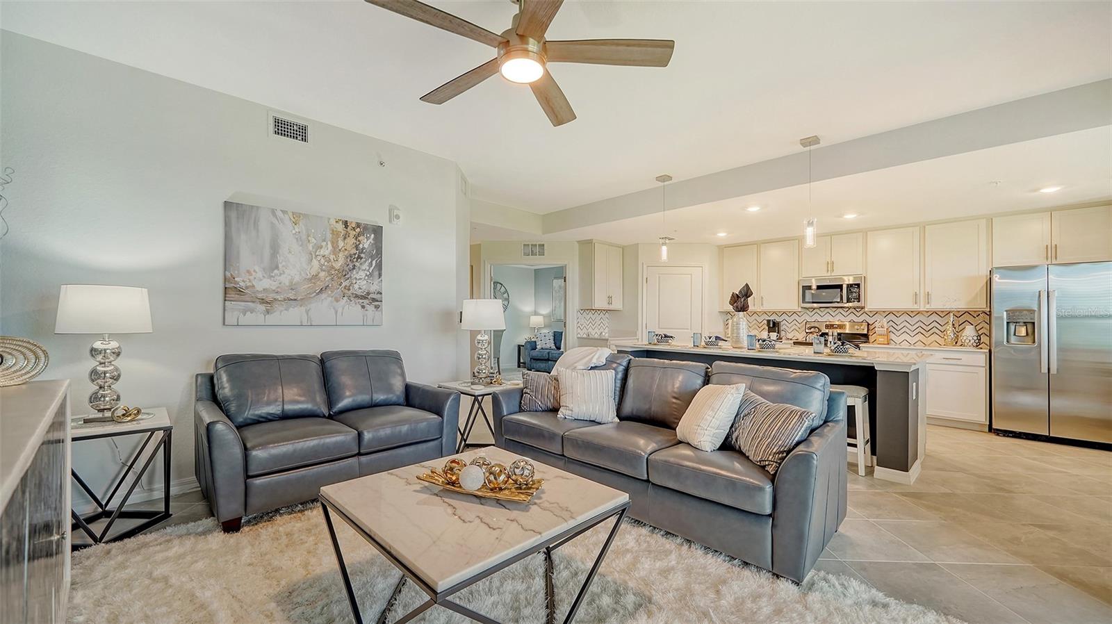 WELLEN PARK GOLF GOLF & COUNTRY CLUB - Residential Lease