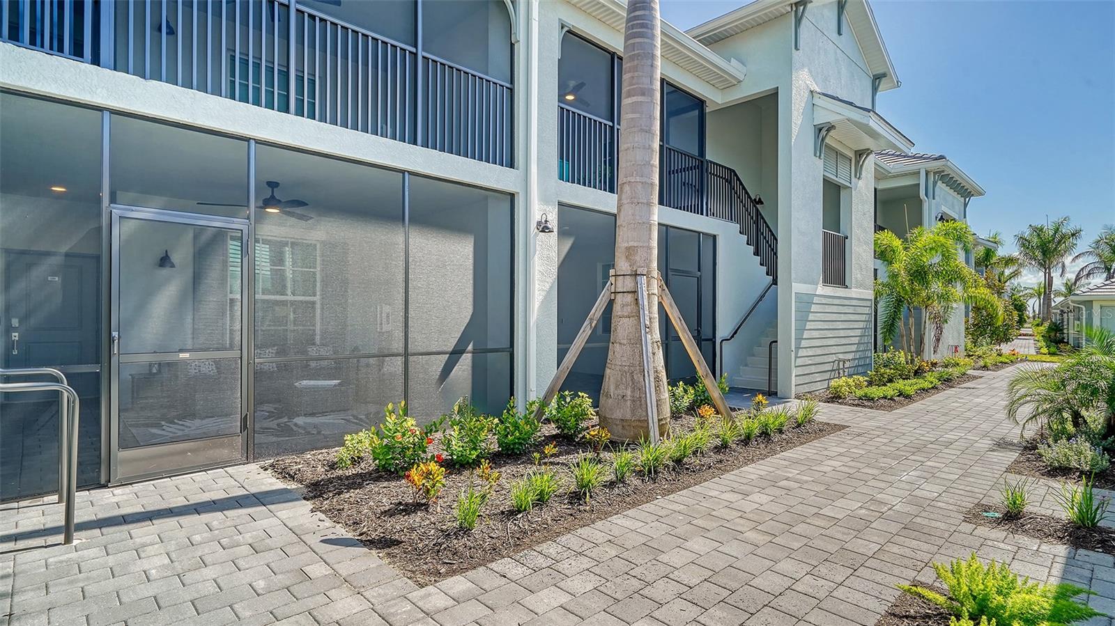 WELLEN PARK GOLF GOLF & COUNTRY CLUB - Residential Lease
