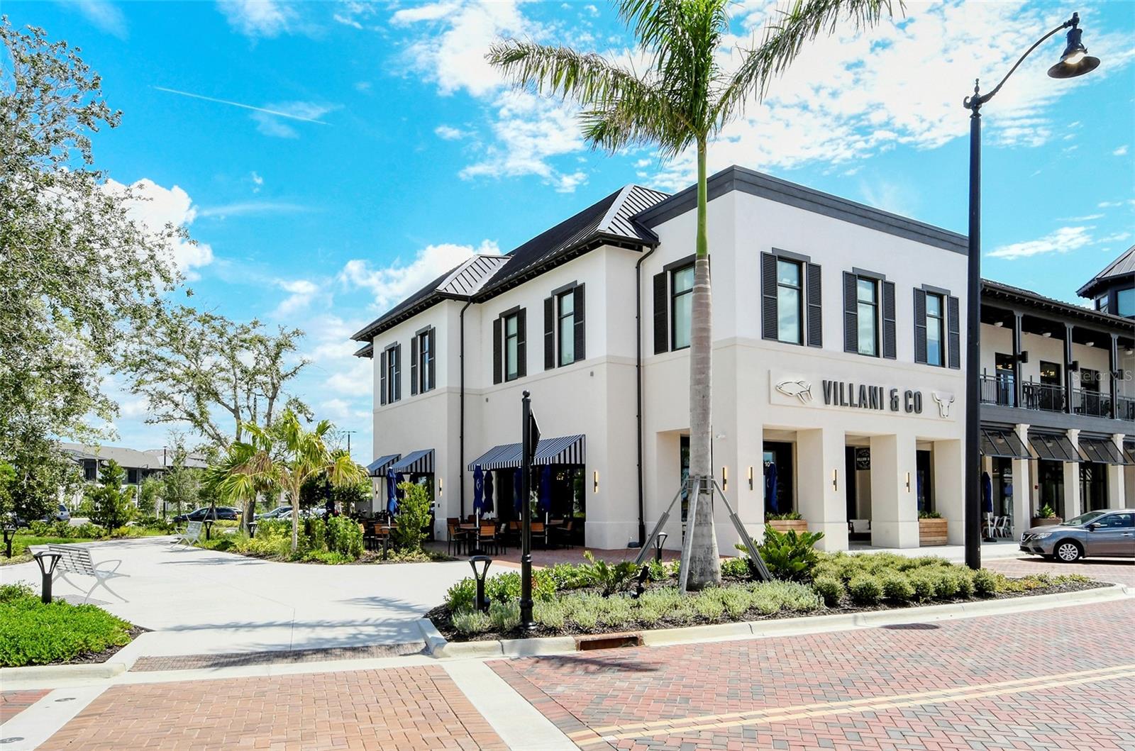 WELLEN PARK GOLF GOLF & COUNTRY CLUB - Residential Lease