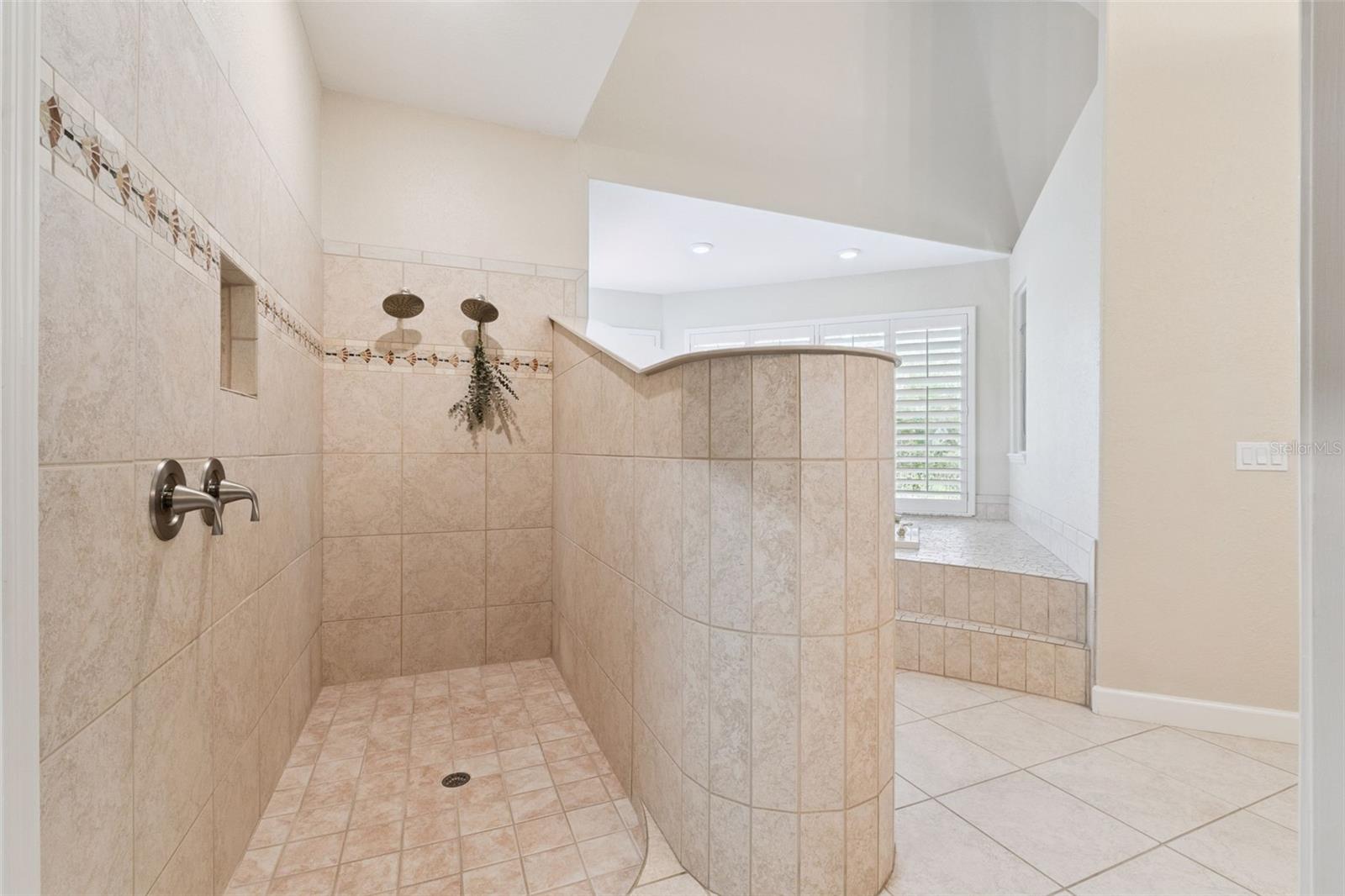 WINDERMERE DOWNS PH 03 - Residential