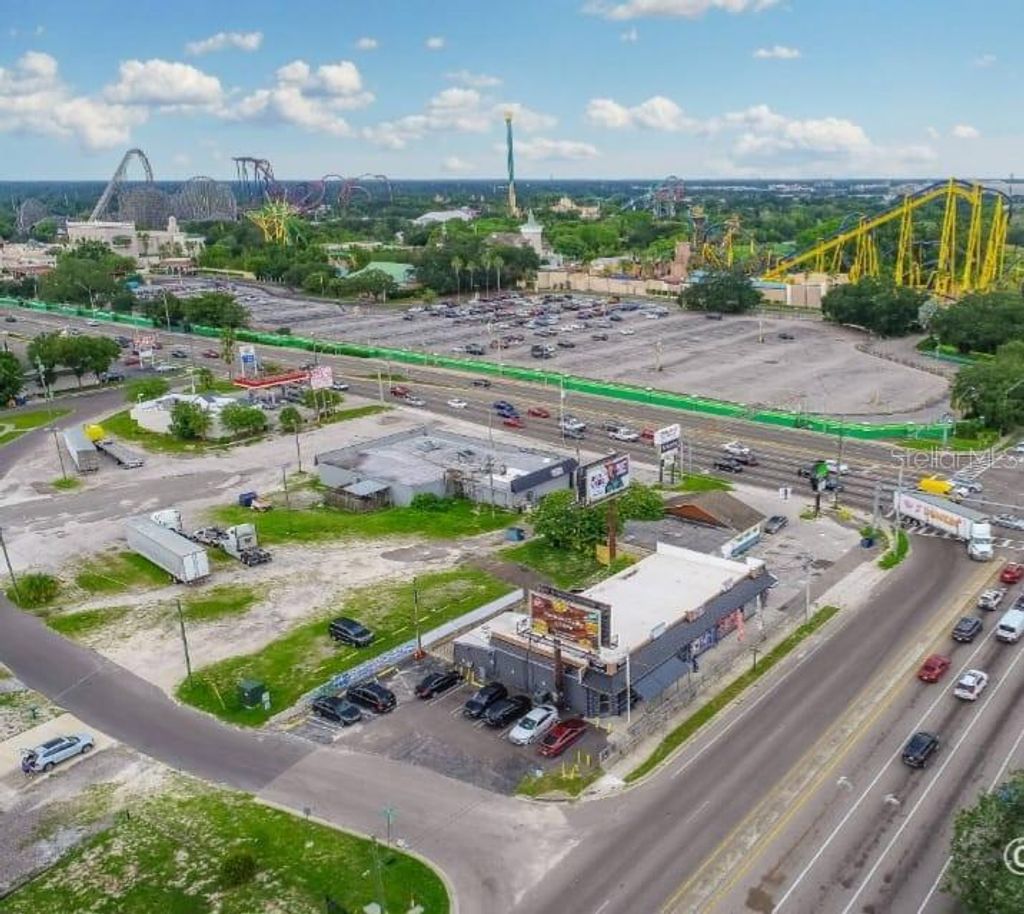 Photo of 9002 N 40th Street, Tampa, FL 33604 (MLS # S5121425)