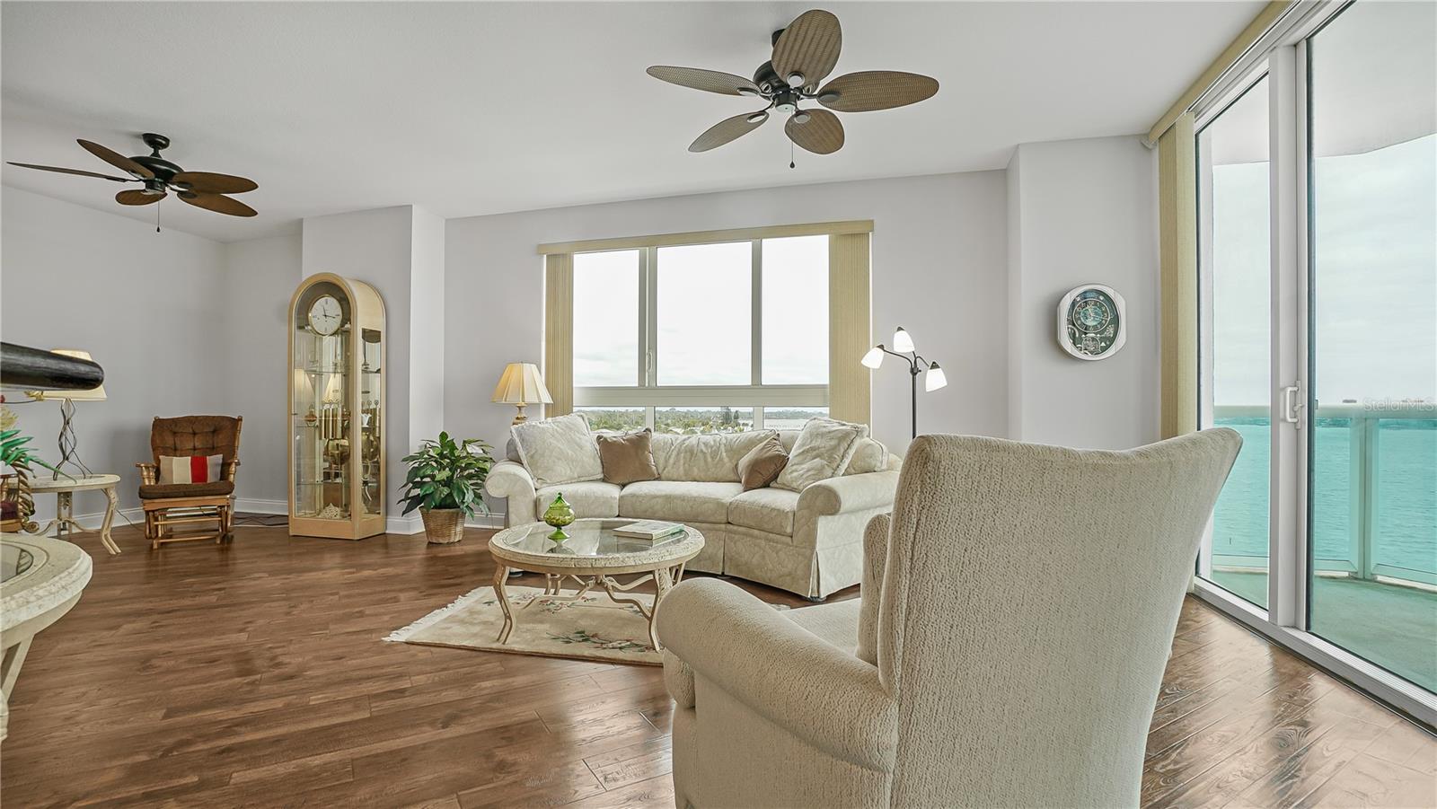 MARINA GRANDE/HALIFAX 01 - Residential