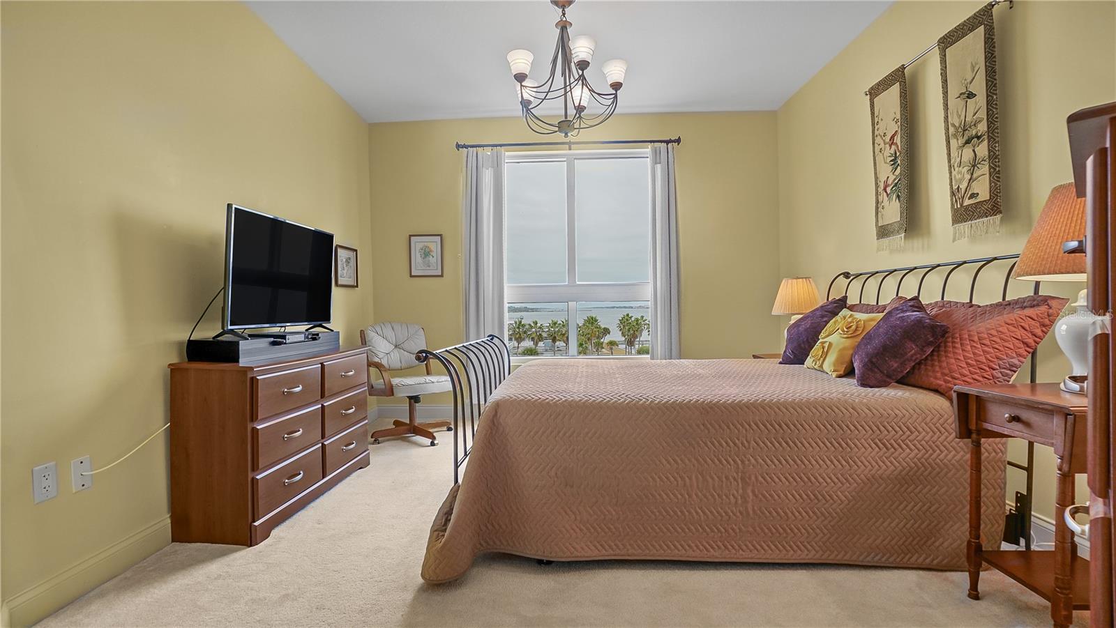 MARINA GRANDE/HALIFAX 01 - Residential