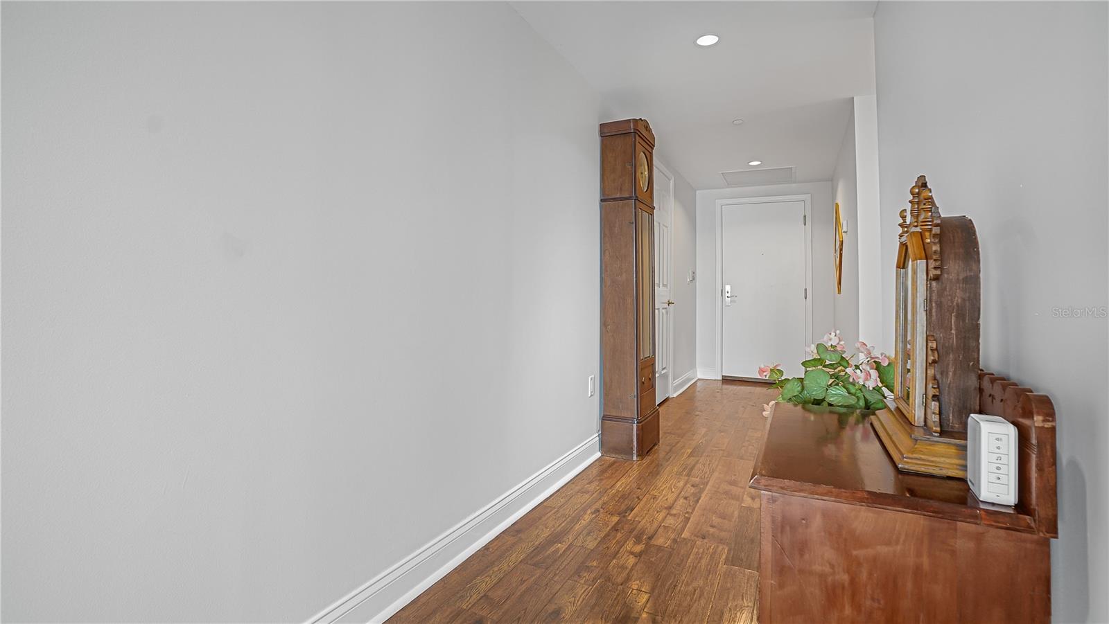 MARINA GRANDE/HALIFAX 01 - Residential