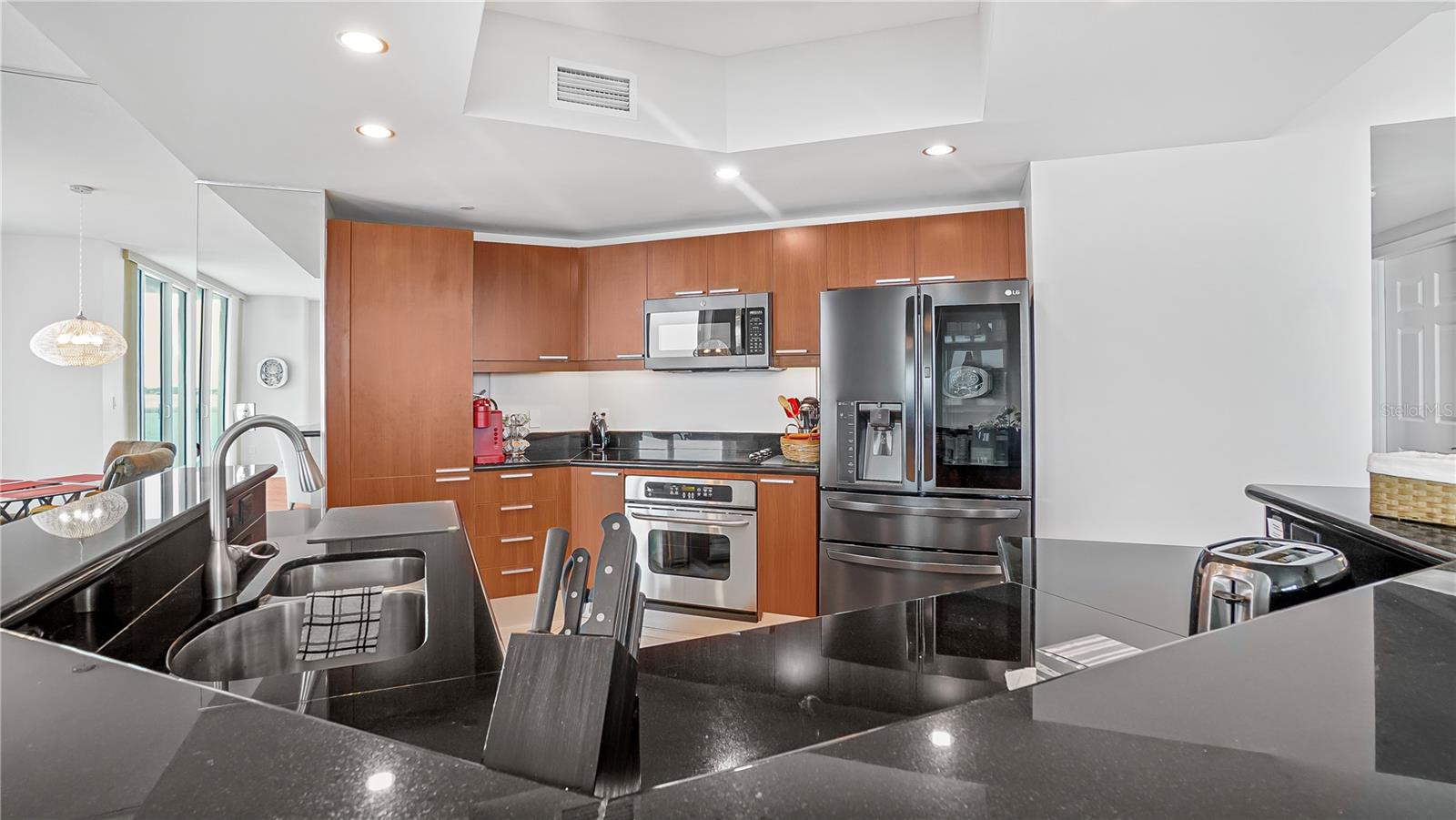 MARINA GRANDE/HALIFAX 01 - Residential