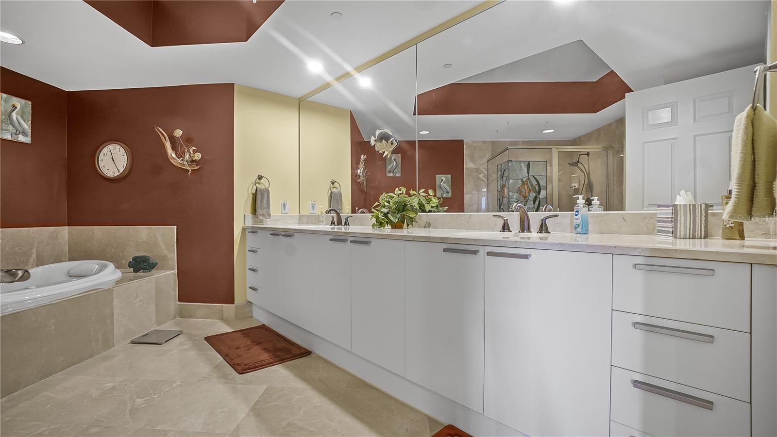 MARINA GRANDE/HALIFAX 01 - Residential