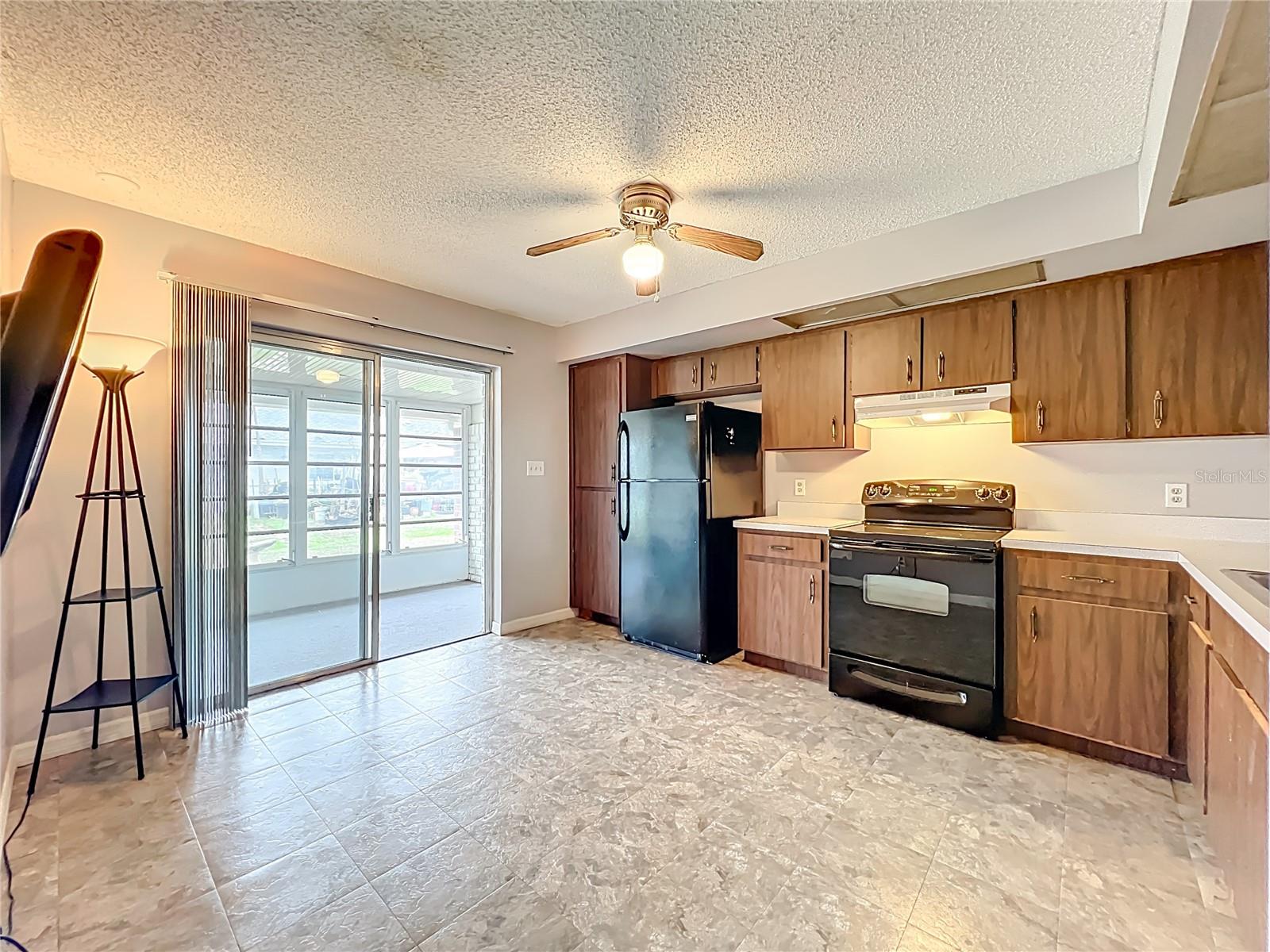 CANDLEWYCK EAST REP 01 - Residential