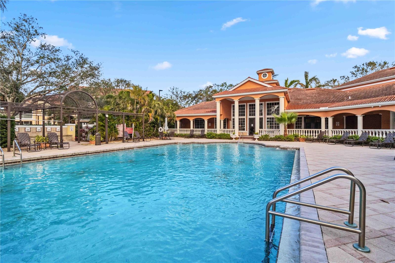 BELLA VILLINO - Residential Lease