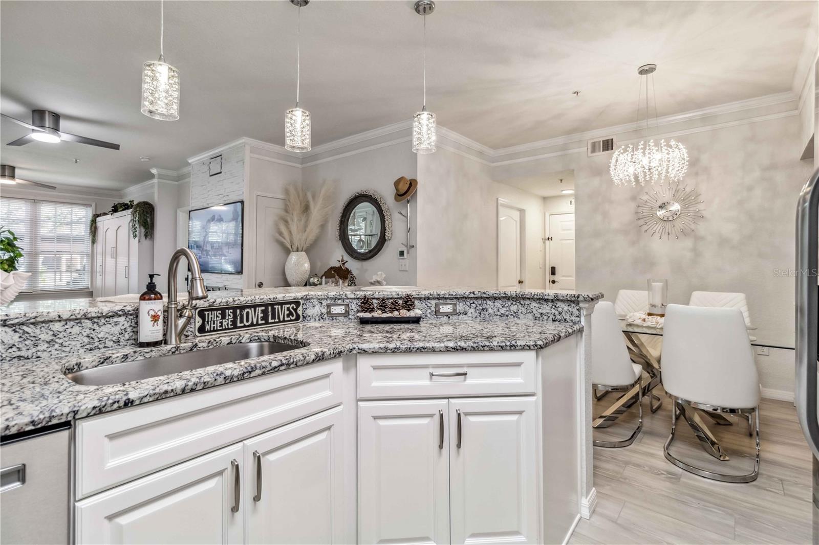 BELLA VILLINO - Residential Lease