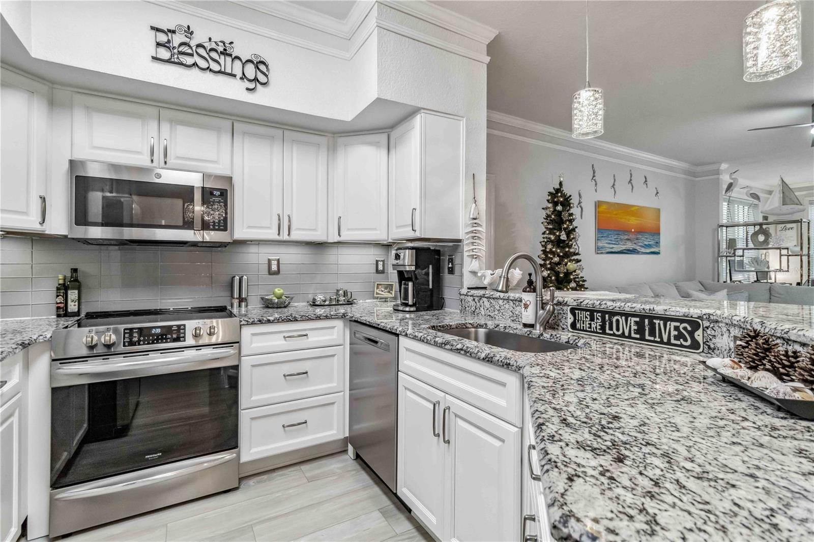 BELLA VILLINO - Residential Lease