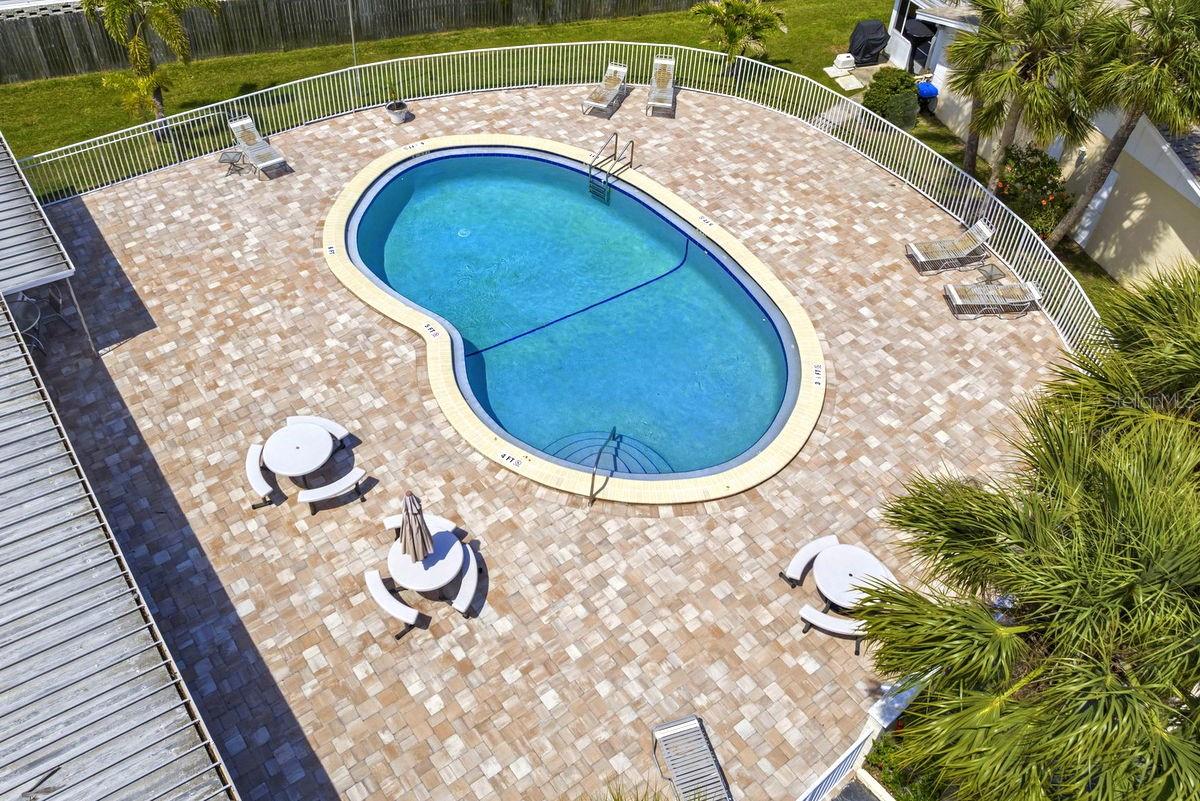 HEATHER HILL APTS - Residential