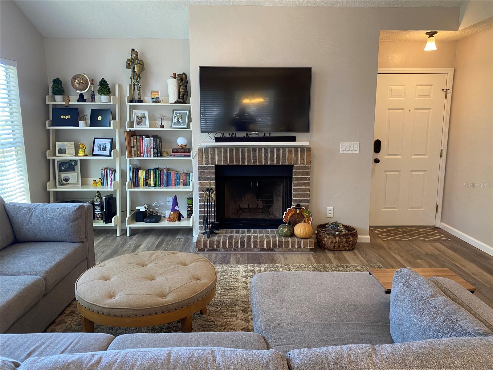 HIDDEN VILLAGE CONDO - Residential Lease