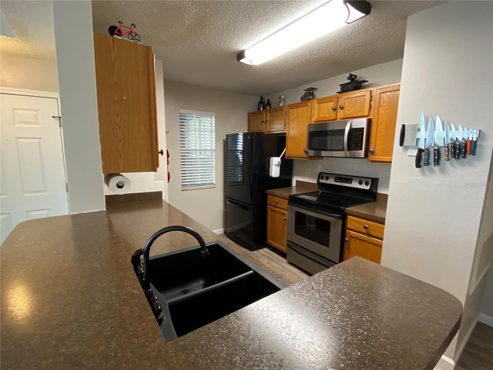 HIDDEN VILLAGE CONDO - Residential Lease