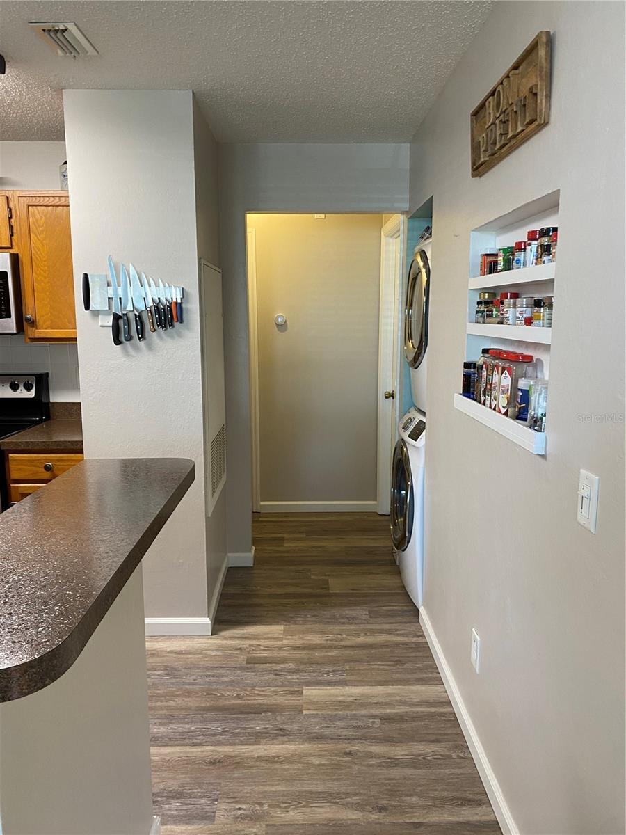 HIDDEN VILLAGE CONDO - Residential Lease