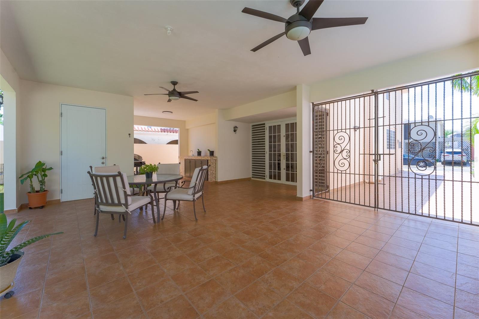 QUINTAS DE DORADO - Residential