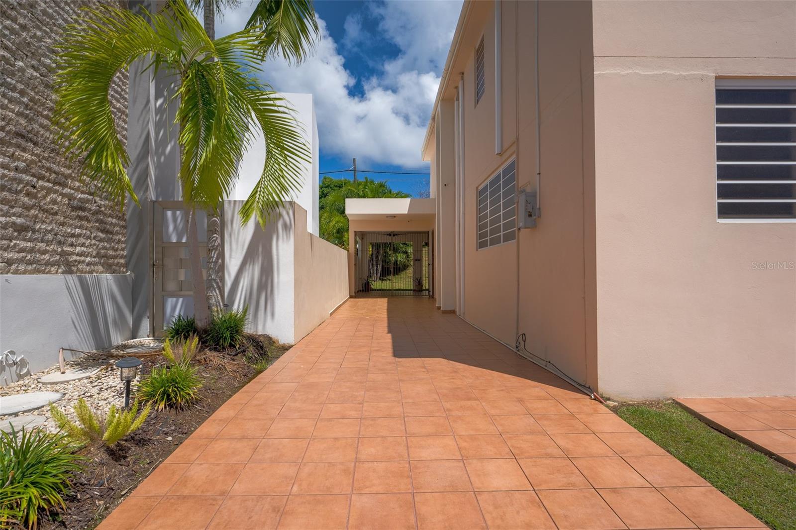 QUINTAS DE DORADO - Residential