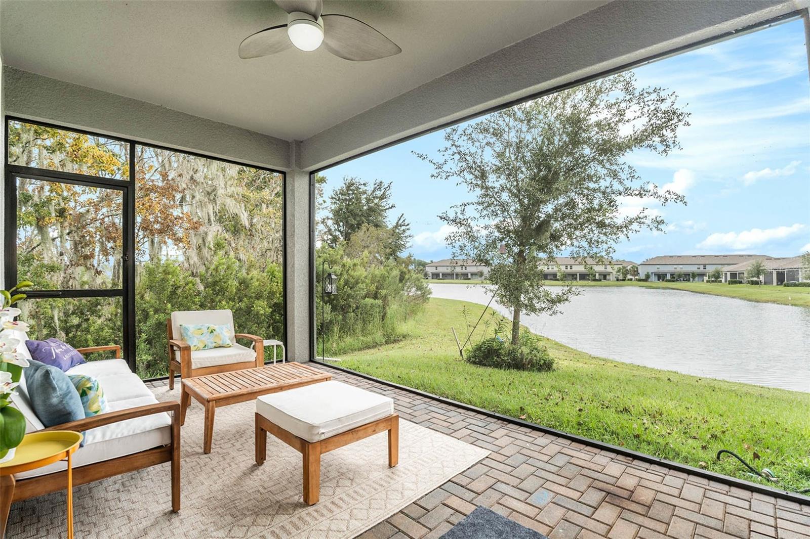 CONNERTON - Residential