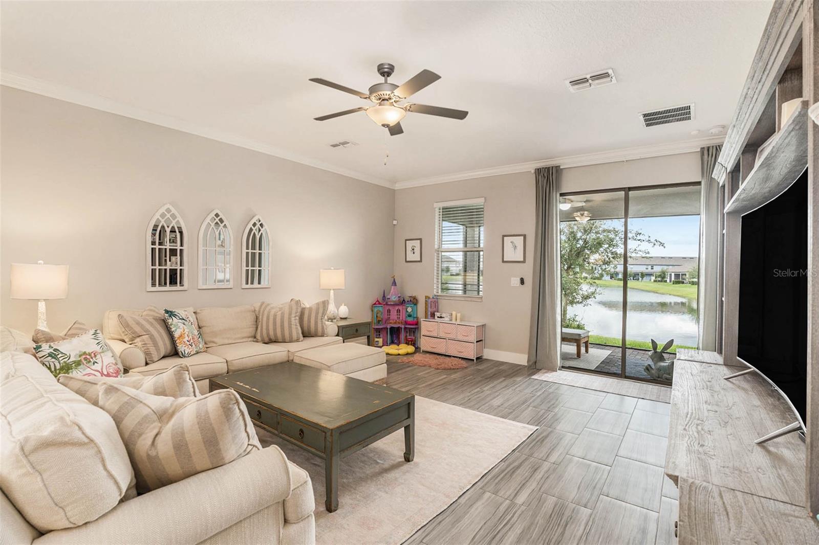 CONNERTON - Residential