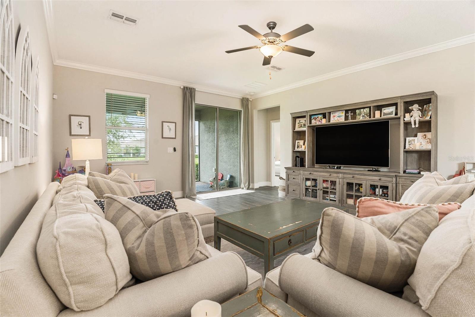 CONNERTON - Residential