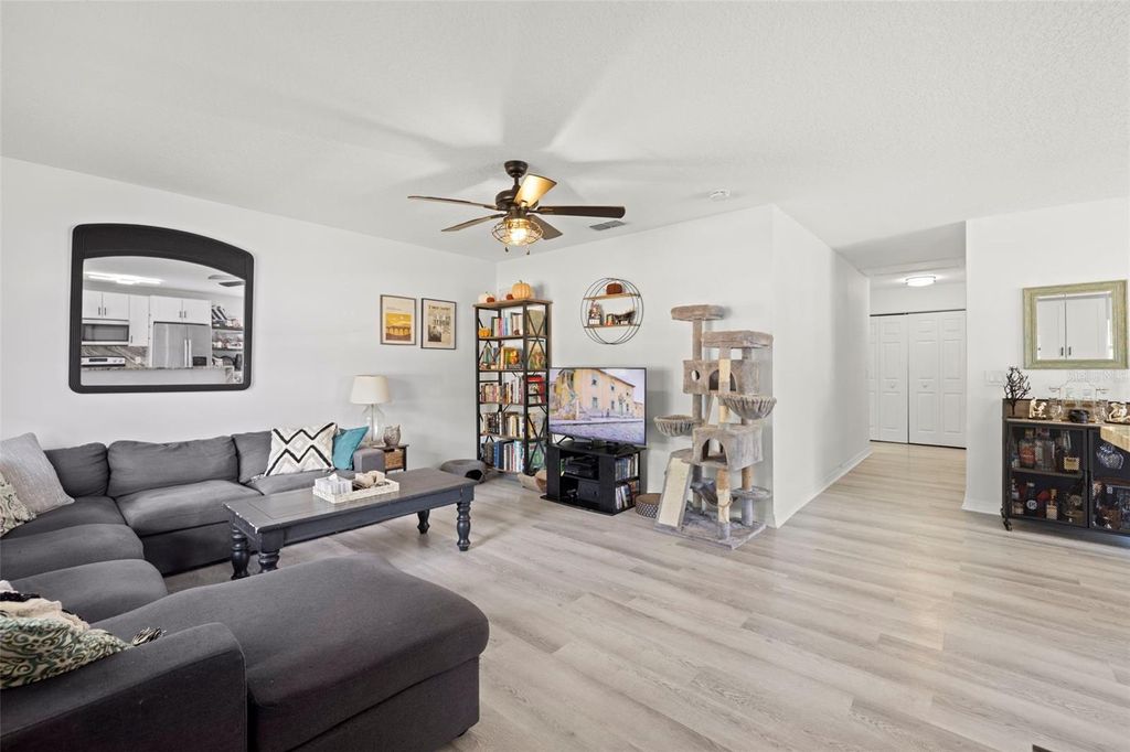 Photo of 522 28th Avenue S, St Petersburg, FL 33705 (MLS # TB8440645)