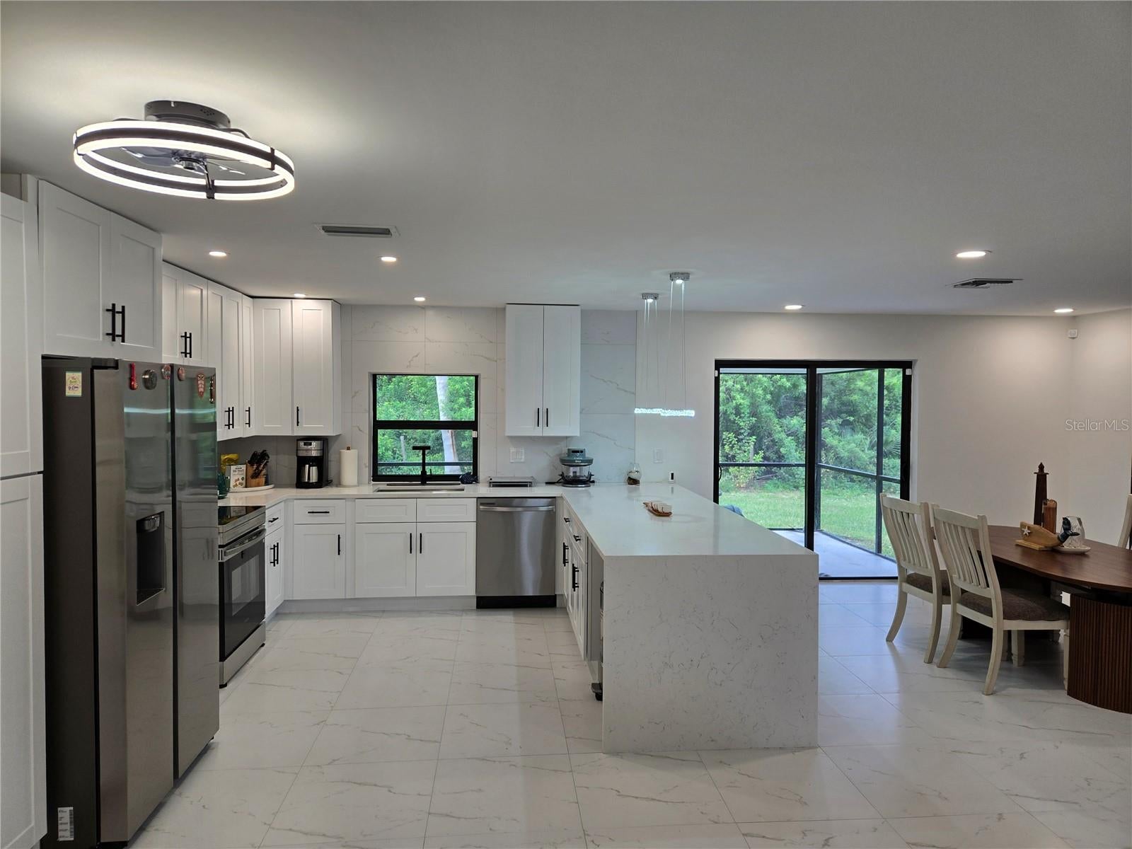410 HUNTER STREET, PORT CHARLOTTE, FL, 33980 3 410 HUNTER STREET