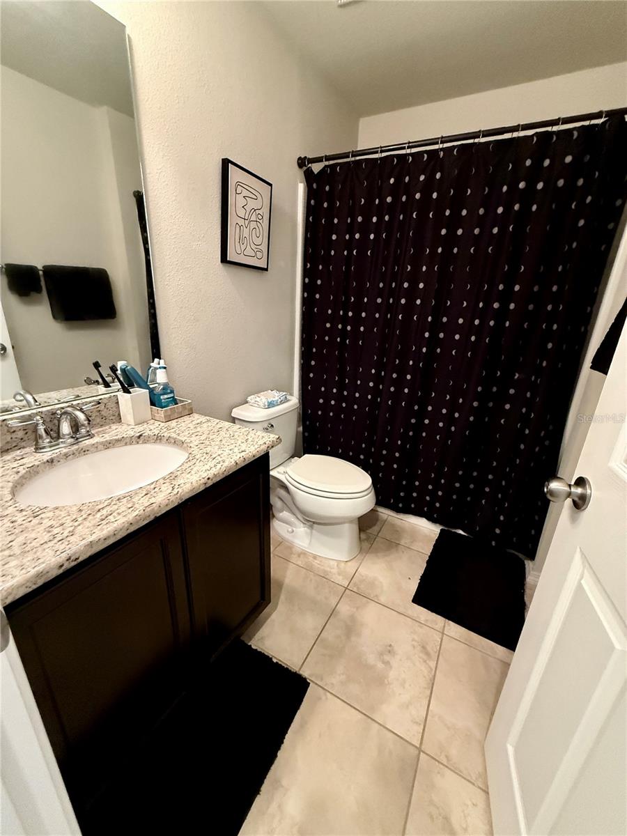 MAGNOLIA PARK NORTHEAST E - Residential Lease