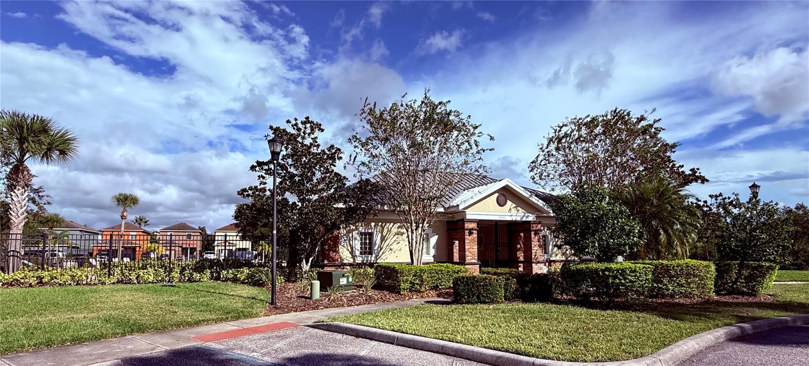 MAGNOLIA PARK NORTHEAST E - Residential Lease