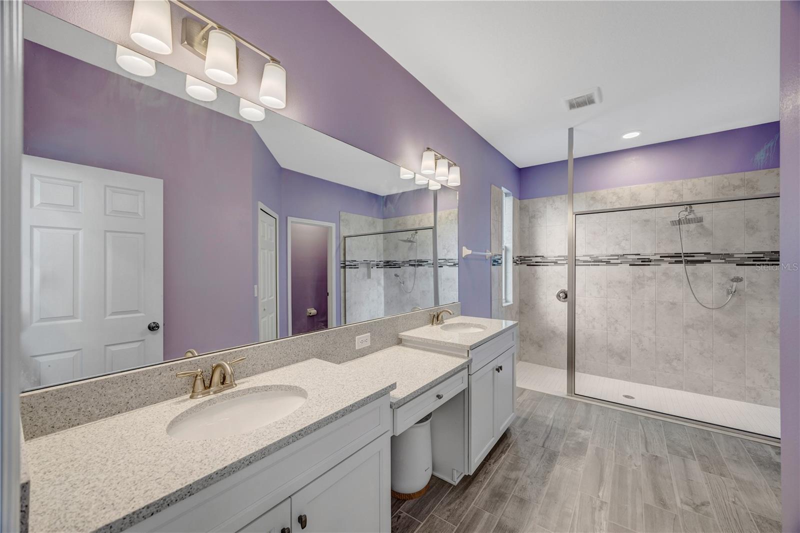 EPPERSON NORTH VILLAE A-4B & A-4C - Residential