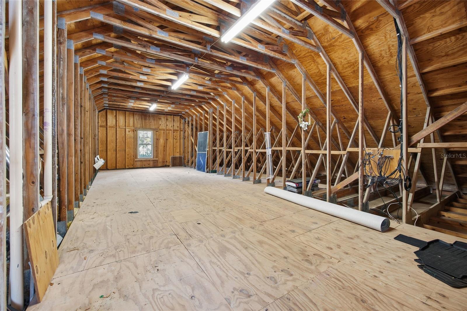 SOUTH POINT - Residential