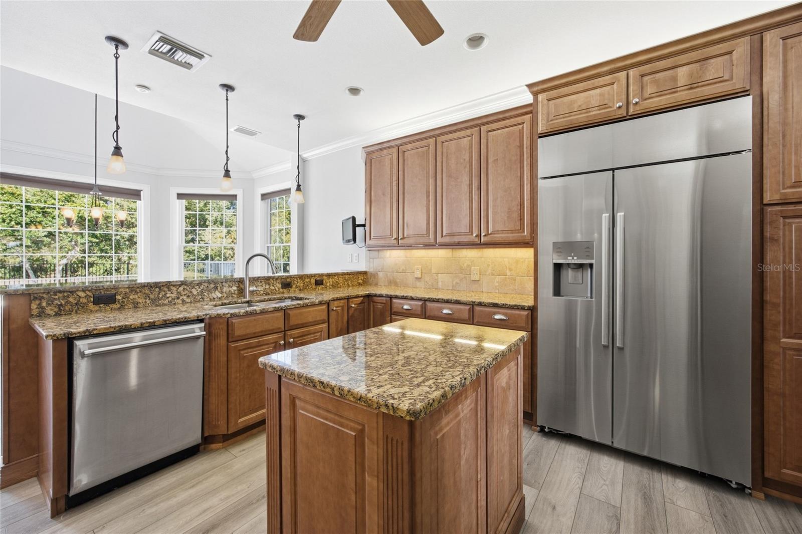 SOUTH POINT - Residential