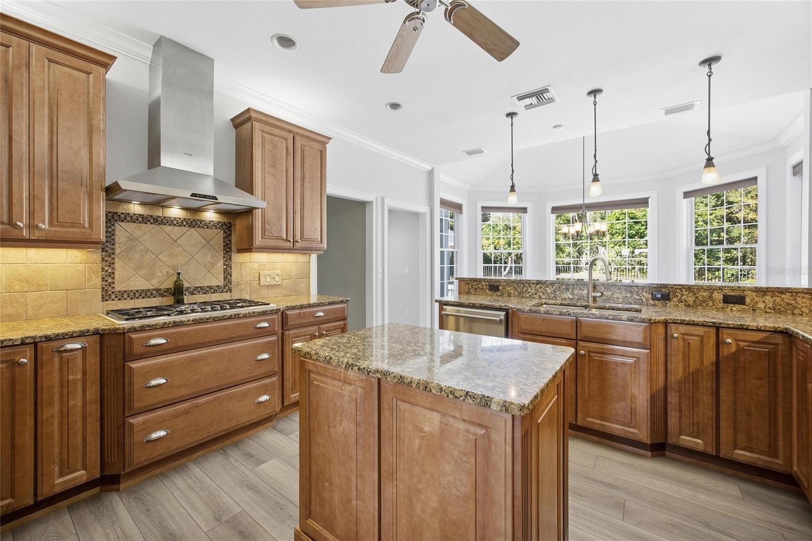 SOUTH POINT - Residential