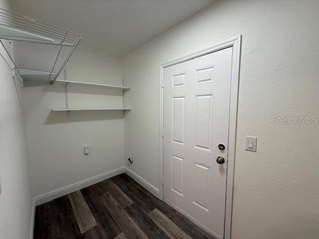 PARK MANOR EST - Residential