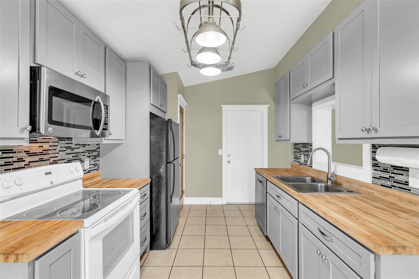 DELTONA LAKES UNIT 41 - Residential