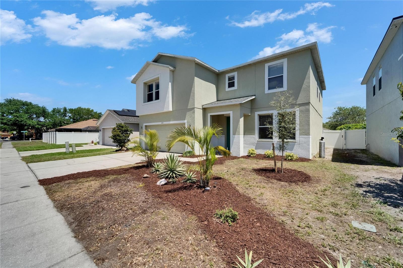 2415 BROWNWOOD DRIVE