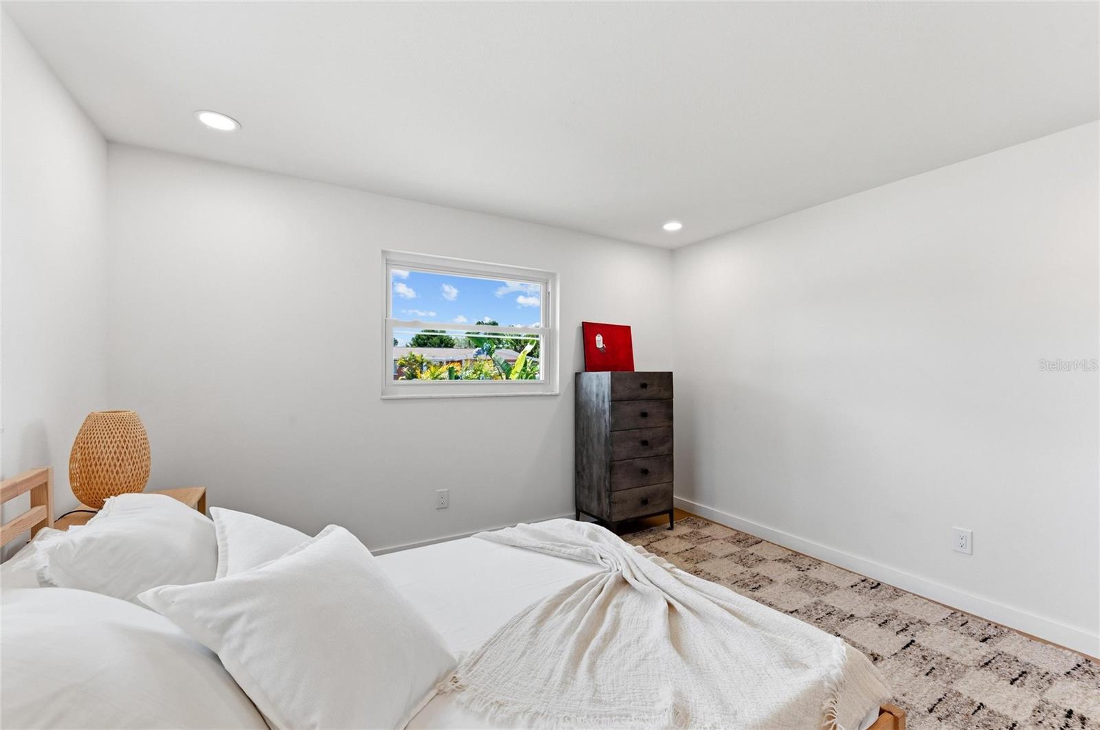 SOUTH GATE MANOR - Residential