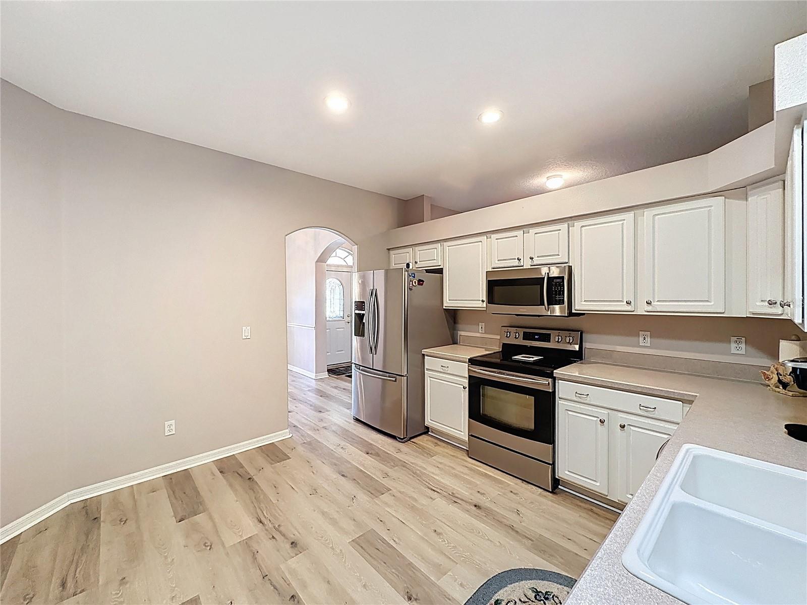 KINGS RIDGE - Residential