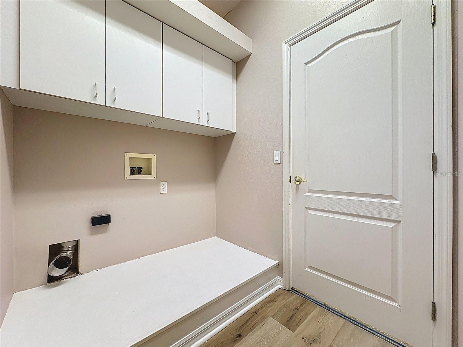 KINGS RIDGE - Residential