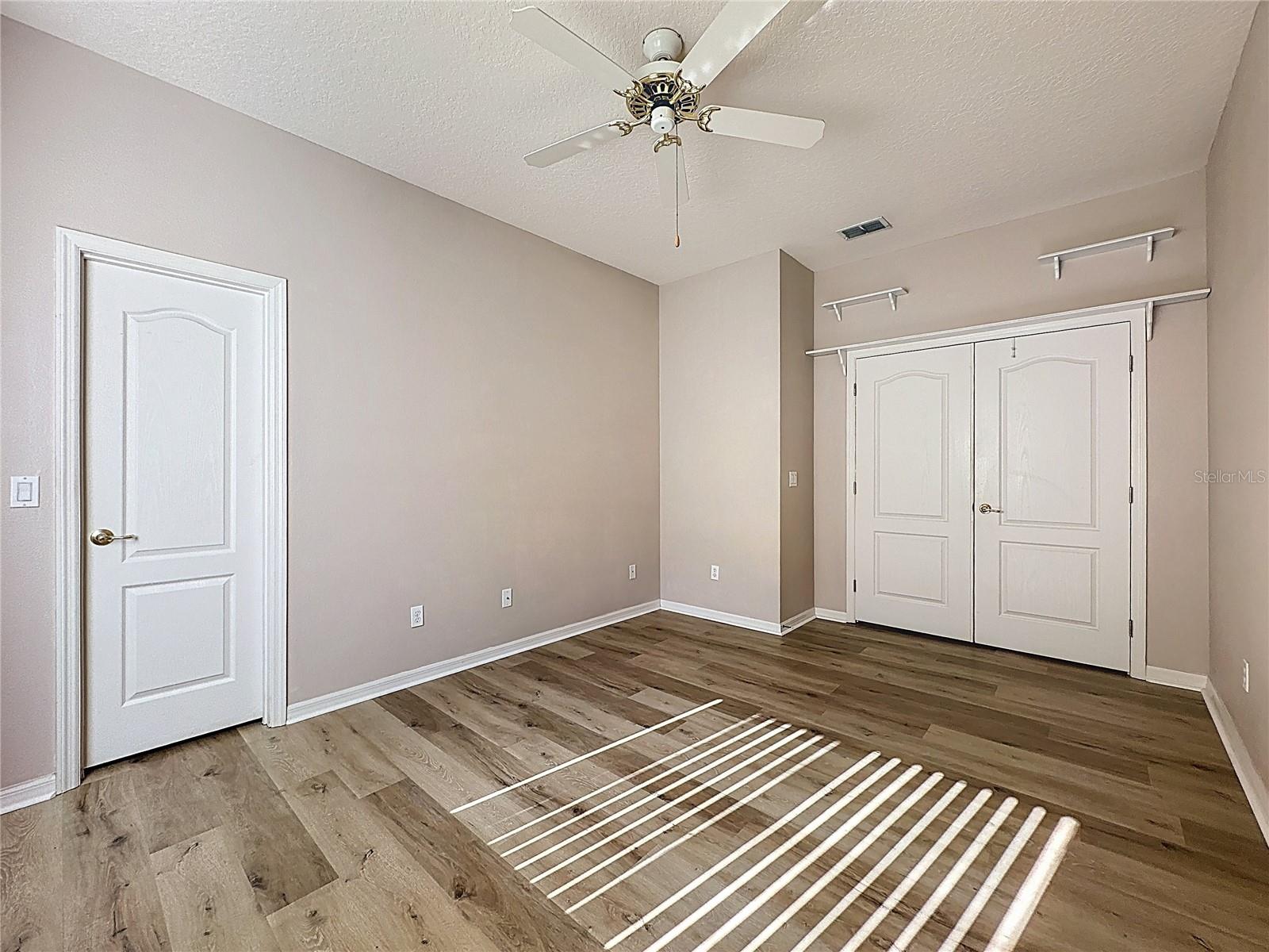 KINGS RIDGE - Residential