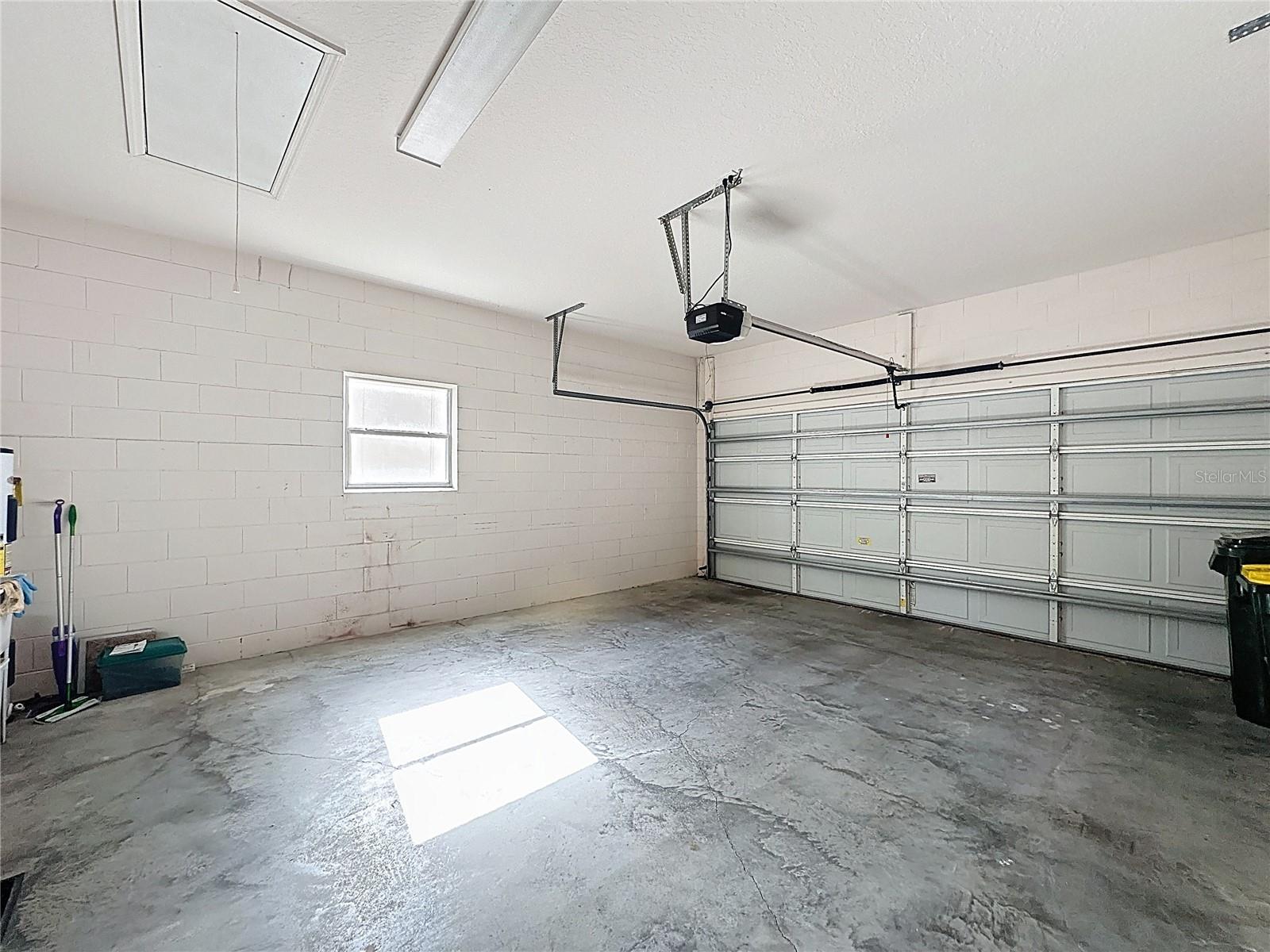 KINGS RIDGE - Residential