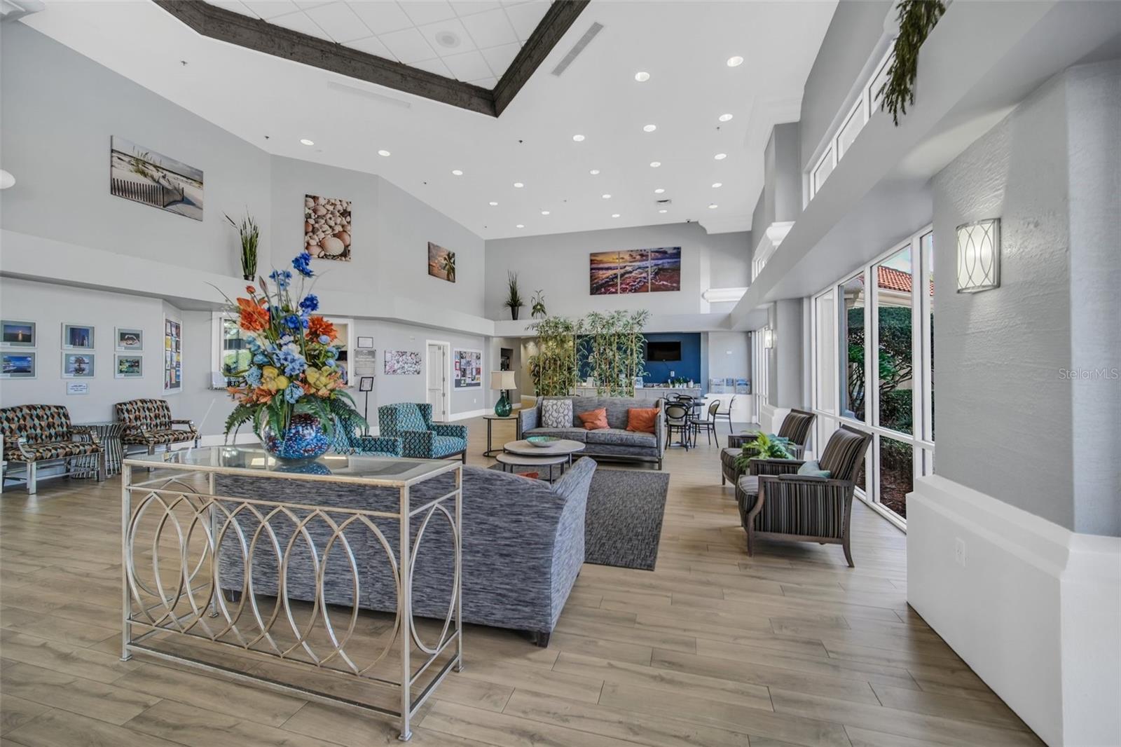 KINGS RIDGE - Residential