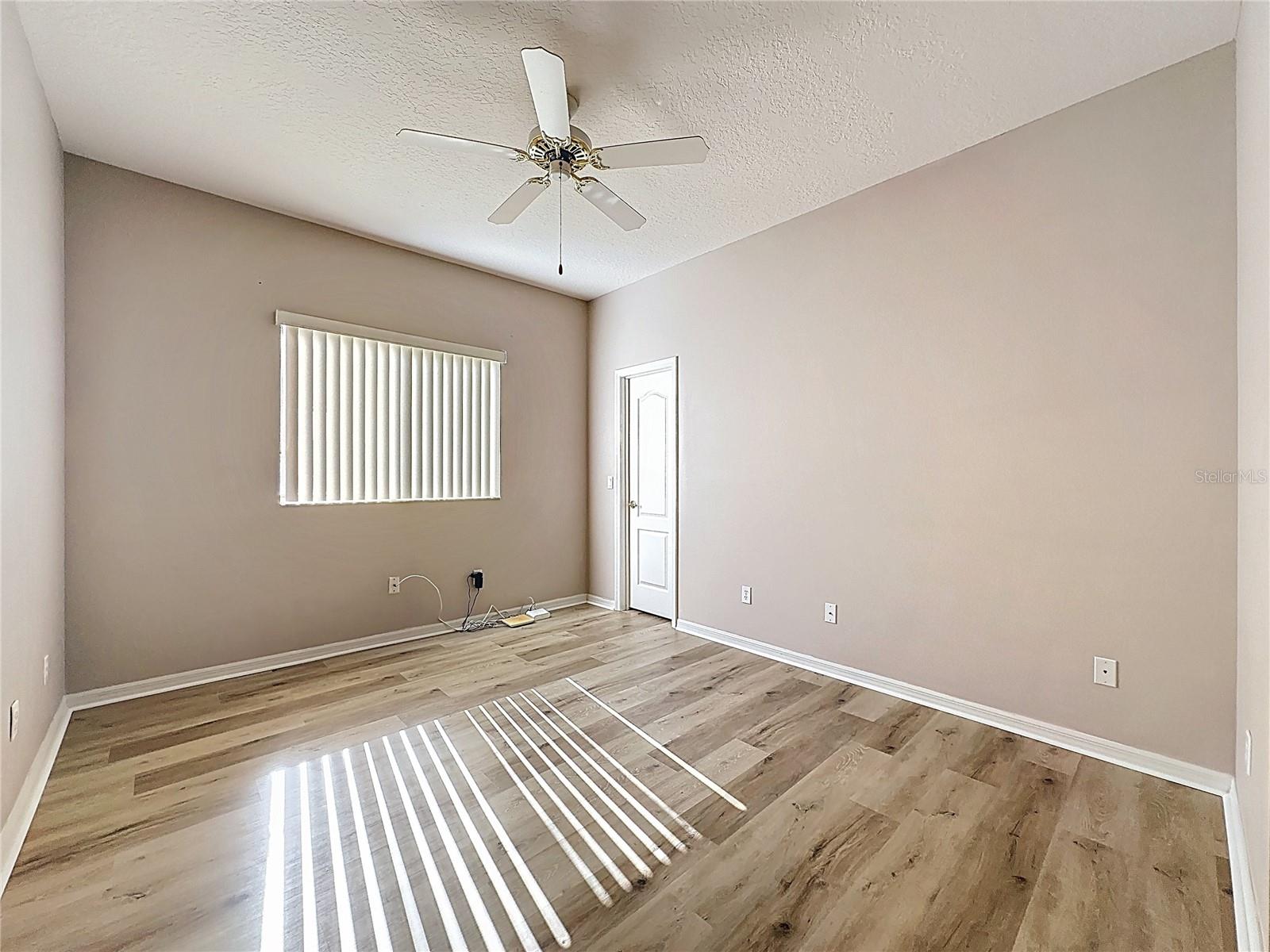 KINGS RIDGE - Residential