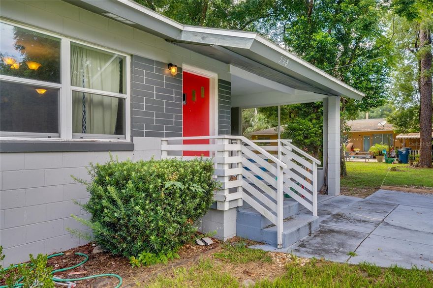 Student-Friendly 4BR/2BA Home Near Stetson & Downtown Deland in Stetson Highlands

Welcome to your next home in the heart of Deland! Ideally located just minutes from Stetson University and charming Downtown Deland, this spacious 4-bedroom, 2-bath single-family home off of scenic Euclid Avenue offers the perfect balance of comfort, space, and convenience—ideal for Stetson attendees, roommates, or a family.
Spacious Bedrooms & Smart Layout
Each of the four generously sized bedrooms easily fits a Queen-sized bed, dresser, and study desk, providing a private and productive environment. The common living room is roomy enough to host multiple sofas or entertainment setups, making it perfect for gatherings or quiet relaxation.

Eat-In Kitchen & Modern Appliances
The full-sized eat-in kitchen includes room for a 4–6 person dining table, and comes equipped with stainless steel appliances, a dishwasher, and a new microwave (2021). Full-sized indoor laundry makes daily living more convenient.

Outdoor & Security Perks
The large driveway accommodates up to 4 vehicles with ease. Enjoy the benefits of a fenced yard with included lawn care and pest control included in the rent. Tenants may opt for access to a SimpliSafe security system.

Upgraded Comfort
Recent upgrades include a new A/C and water heater (2020), ensuring energy-efficient comfort year-round.

Lease Terms & Application

Rent based on a 12-month lease

One-month security deposit required

$40 application fee per applicant

?? Prime Location
Short drive to campus and only minutes from restaurants, coffee shops, boutiques, and weekend festivals in Downtown Deland—this property offers the best of college-town charm with the ease of modern living.