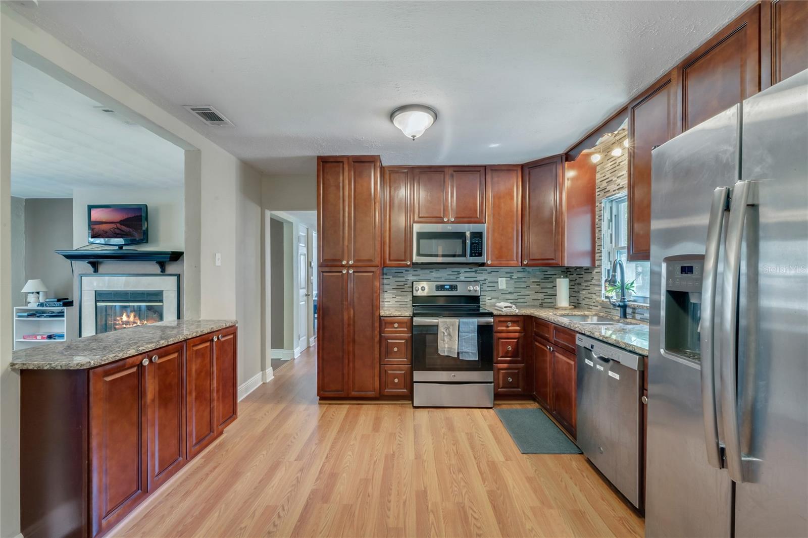 STETSON HIGHLANDS - Residential Lease
