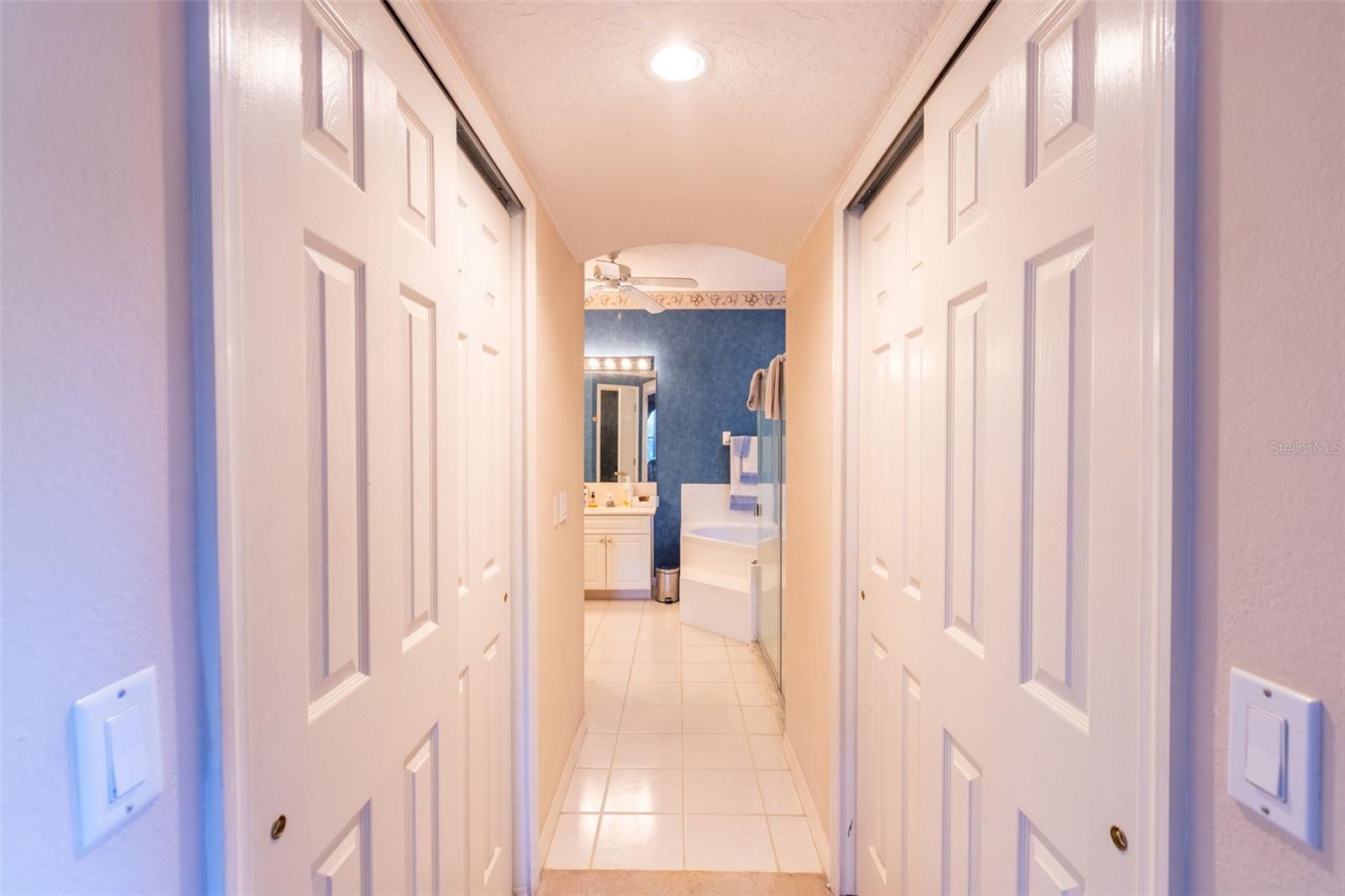 WOODBRIDGE LAKES UNIT 1 - Residential Lease