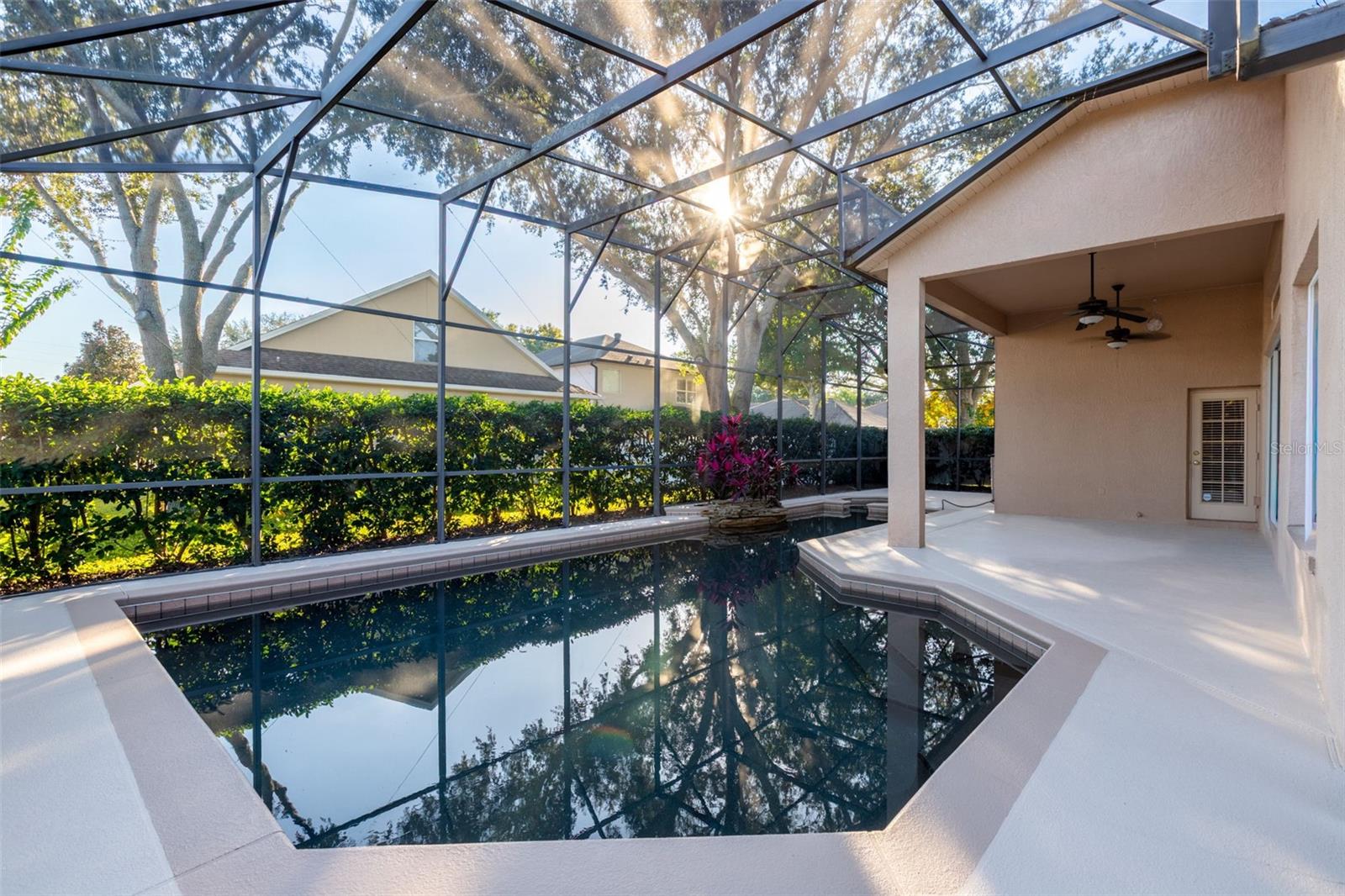 WOODBRIDGE LAKES UNIT 1 - Residential Lease